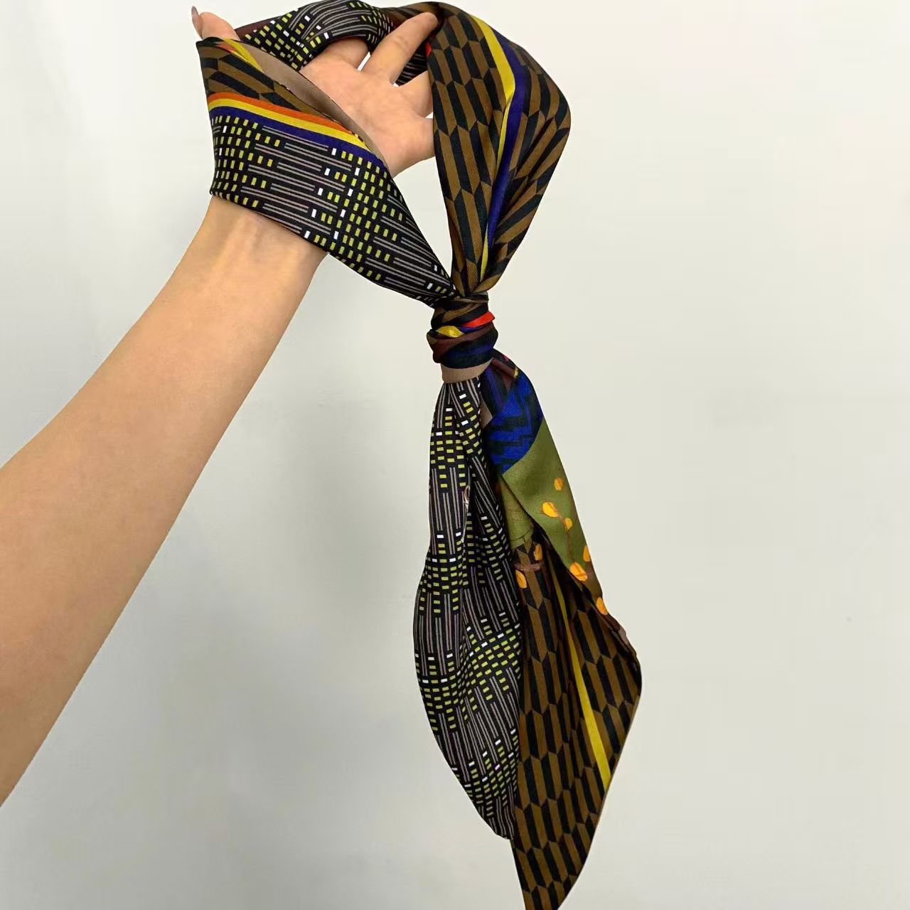 Luxury Print Long Hair Ribbon  - đánh giá và giá Silk Neck Scarf