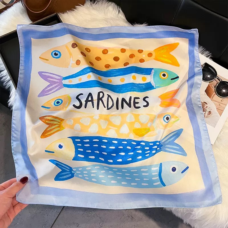 Fashion Fish Pattern Square Si - đánh giá và giá Ascot Neck Scarf